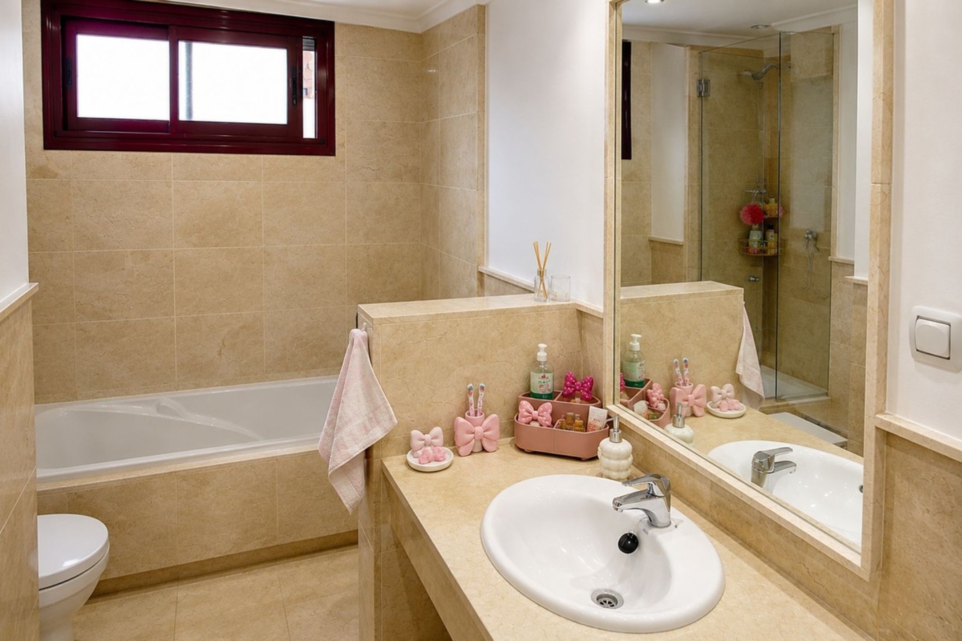 Resale - Villa - Benahavís - Benahavís Centro