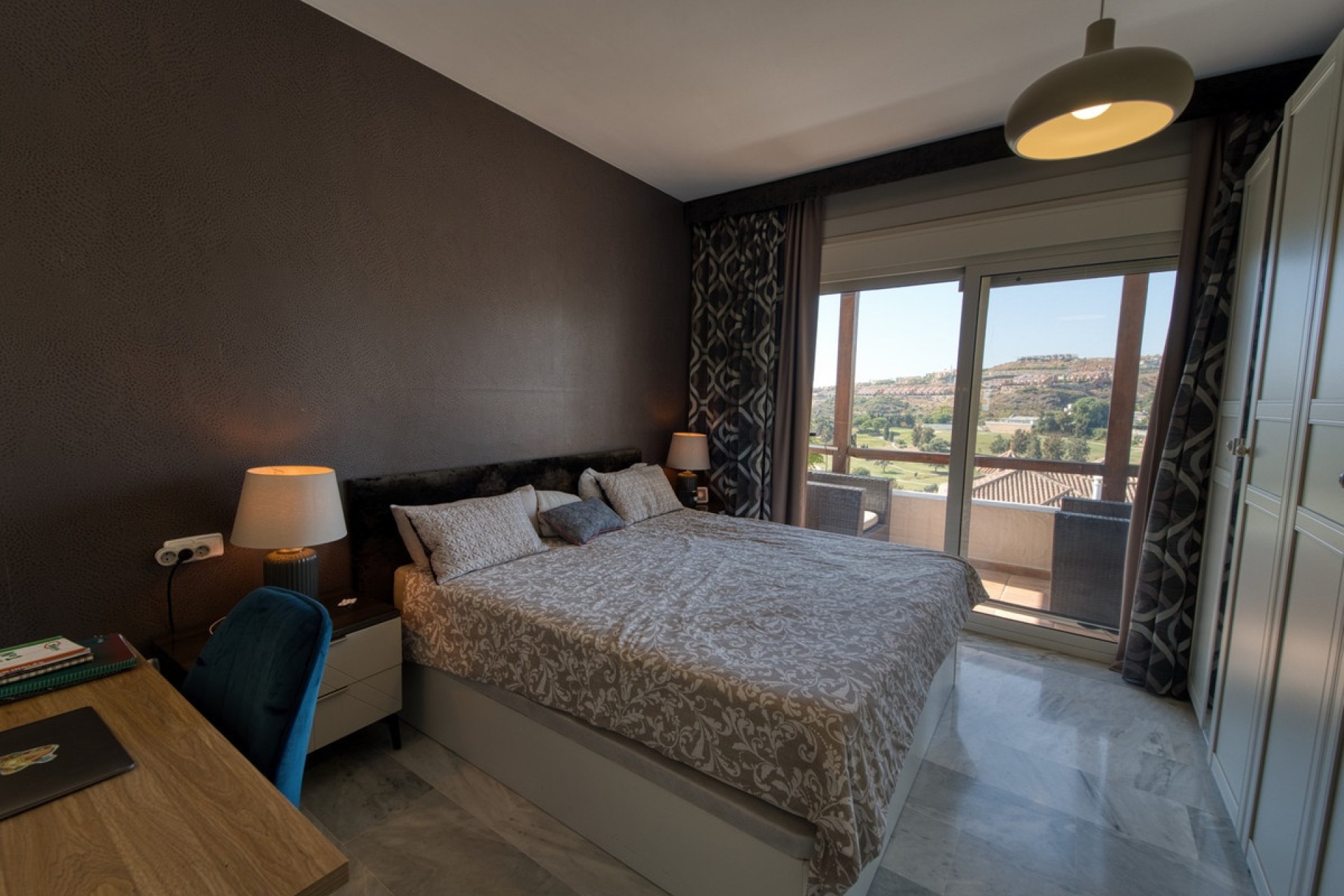 Resale - Villa - Benahavís - Benahavís Centro