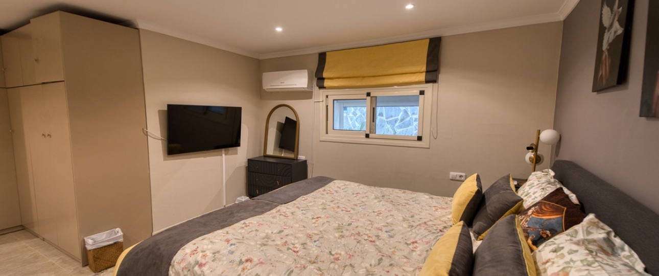 Resale - Villa - Benahavís - Benahavís Centro