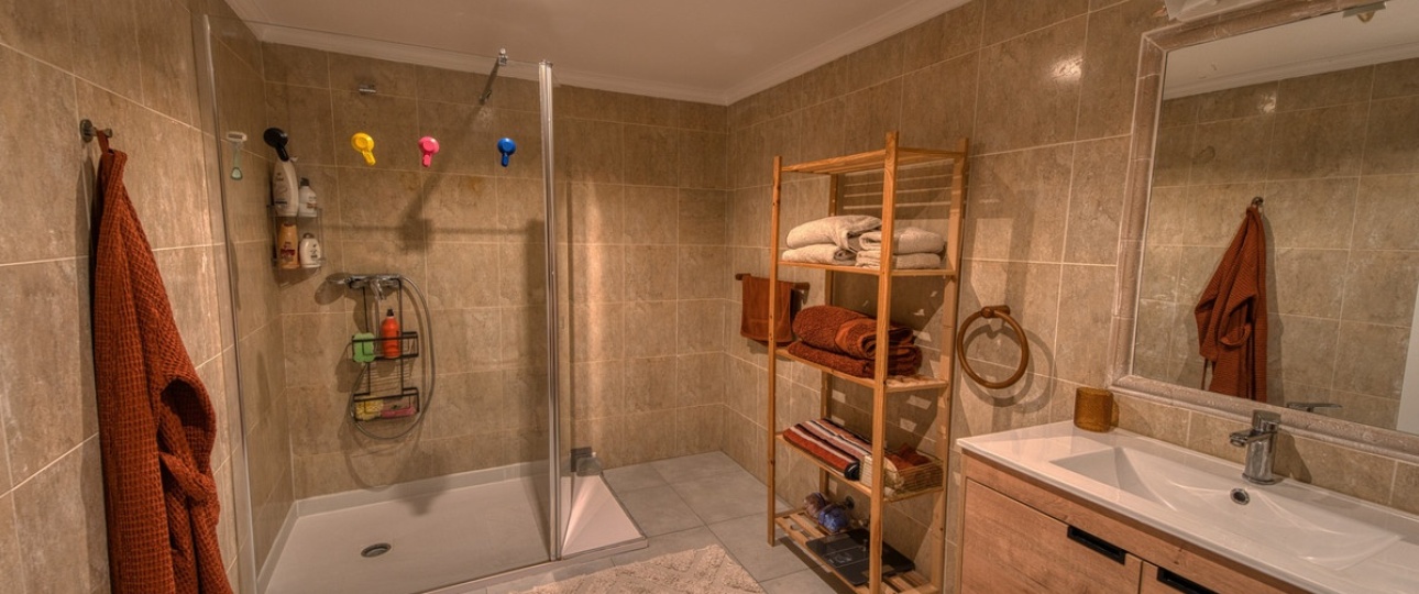 Resale - Villa - Benahavís - Benahavís Centro