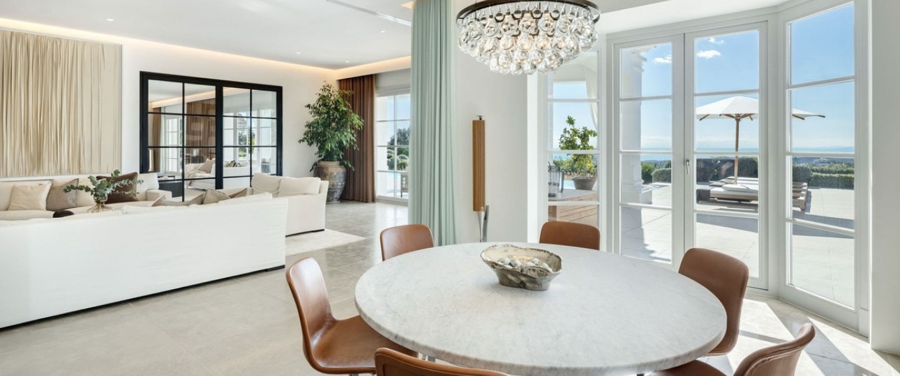 Resale - Villa - Benahavís - Benahavís Centro
