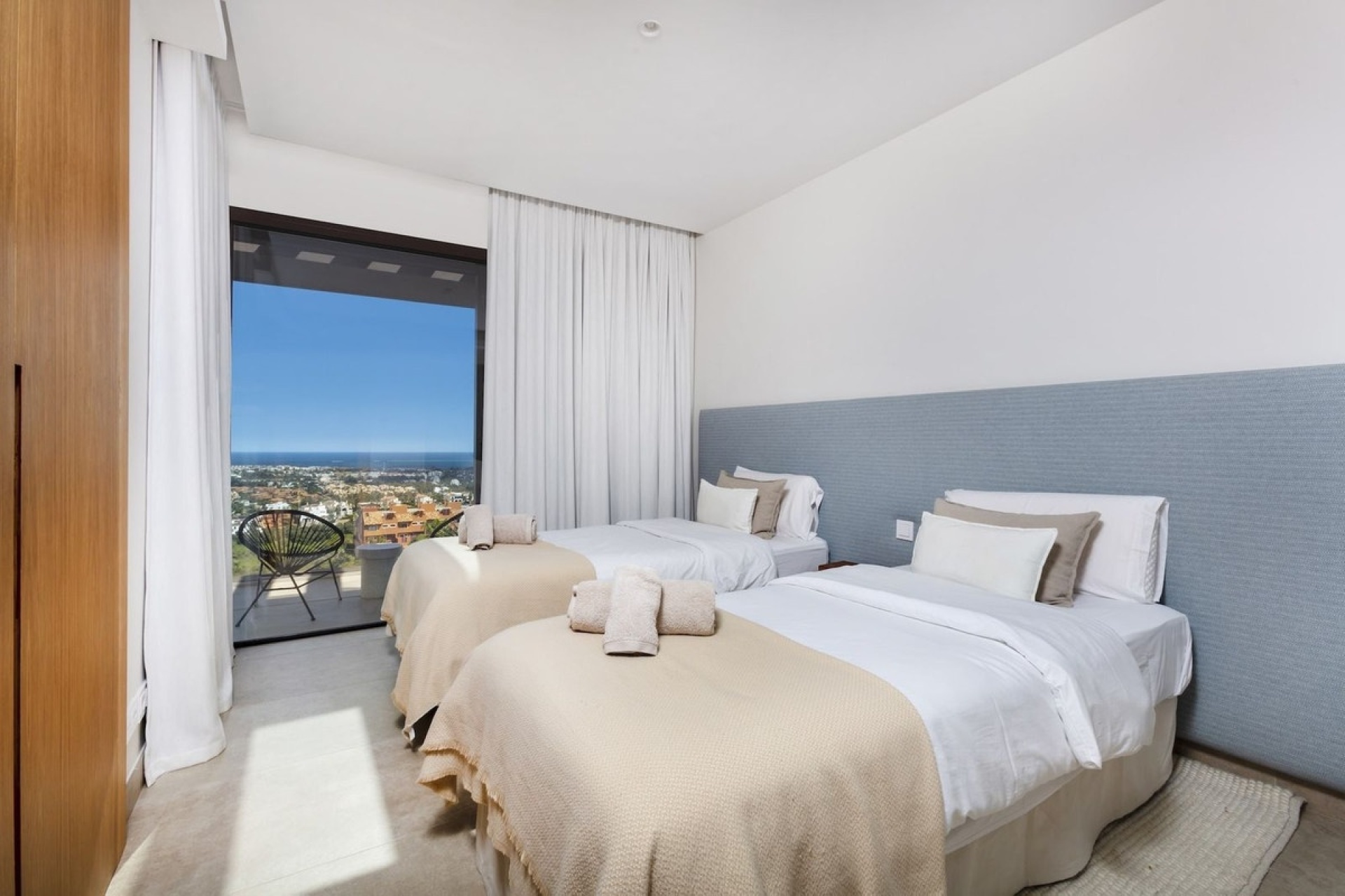 Resale - Villa - Benahavís - Benahavís Centro
