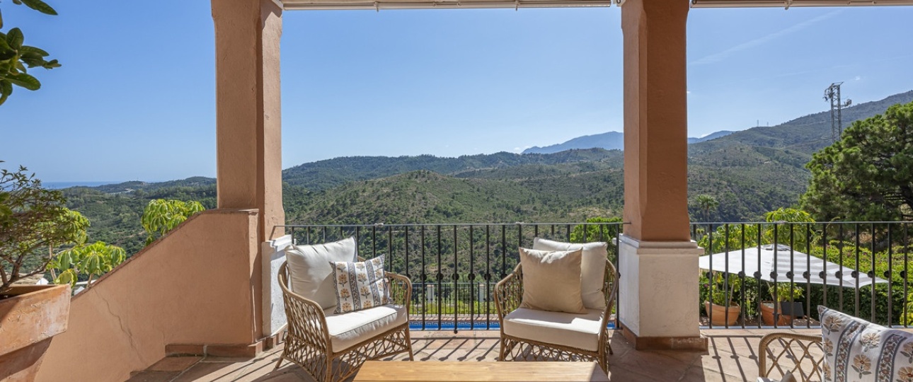 Resale - Villa - Benahavís - Benahavís Centro