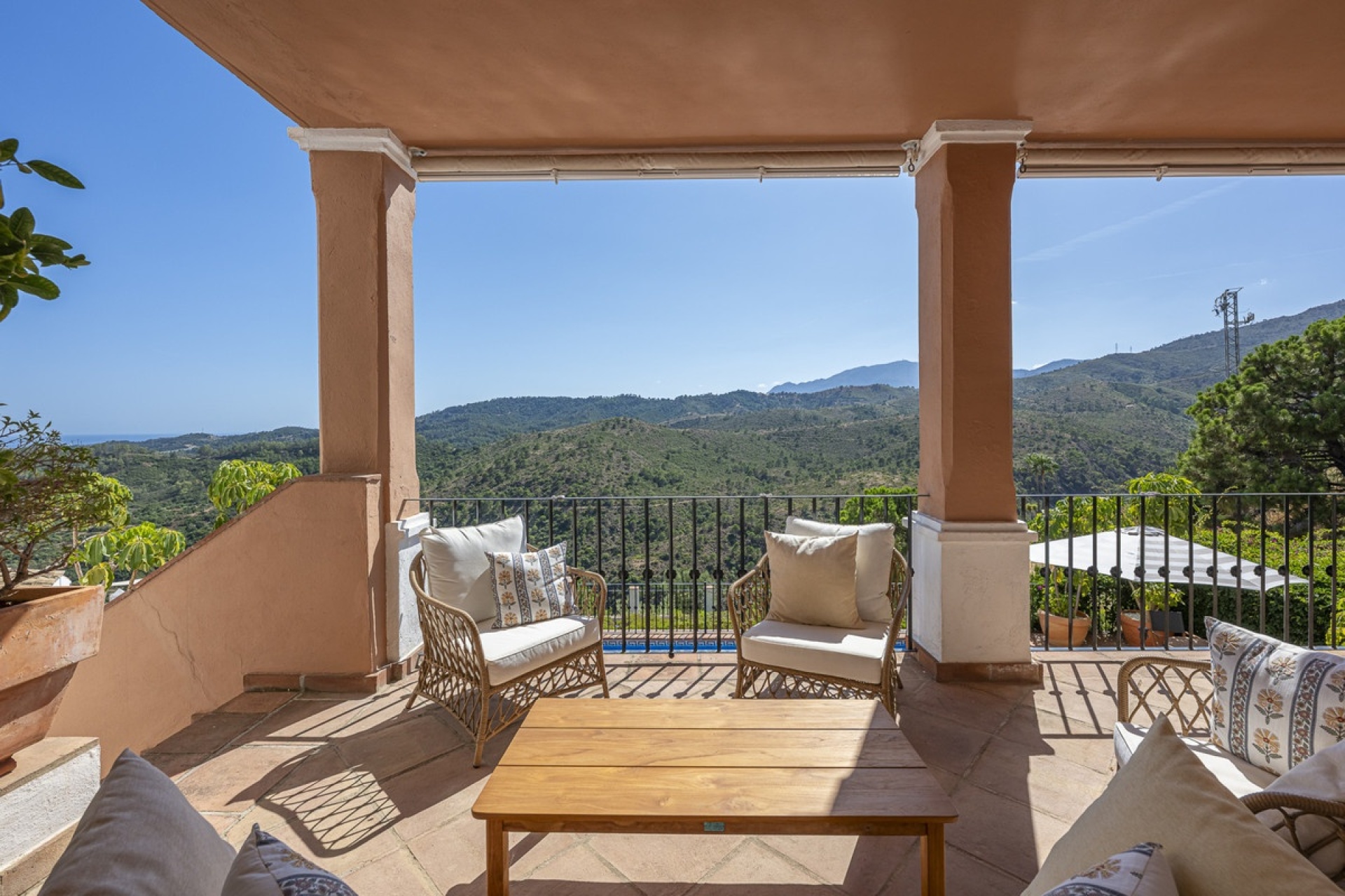 Resale - Villa - Benahavís - Benahavís Centro