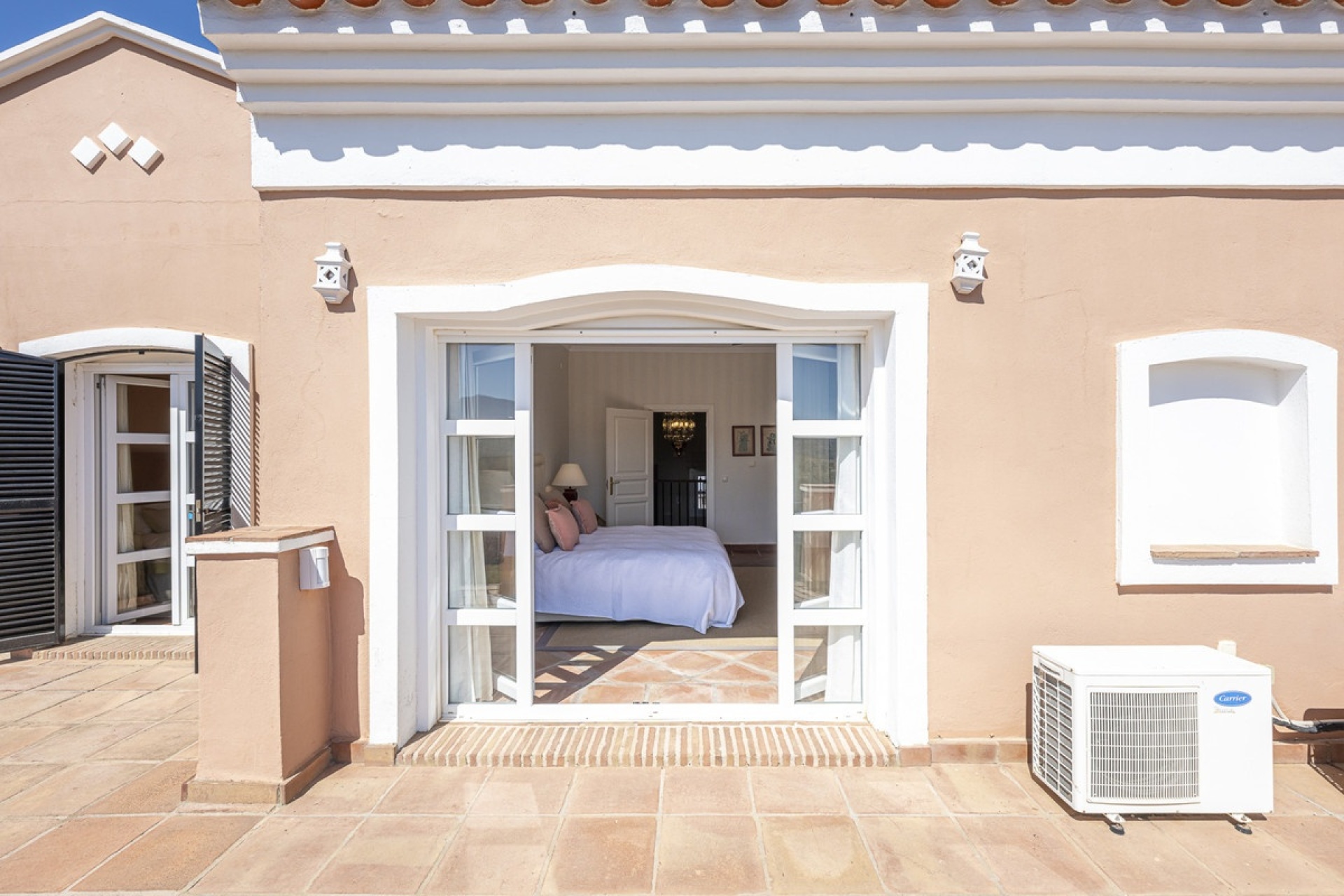 Resale - Villa - Benahavís - Benahavís Centro
