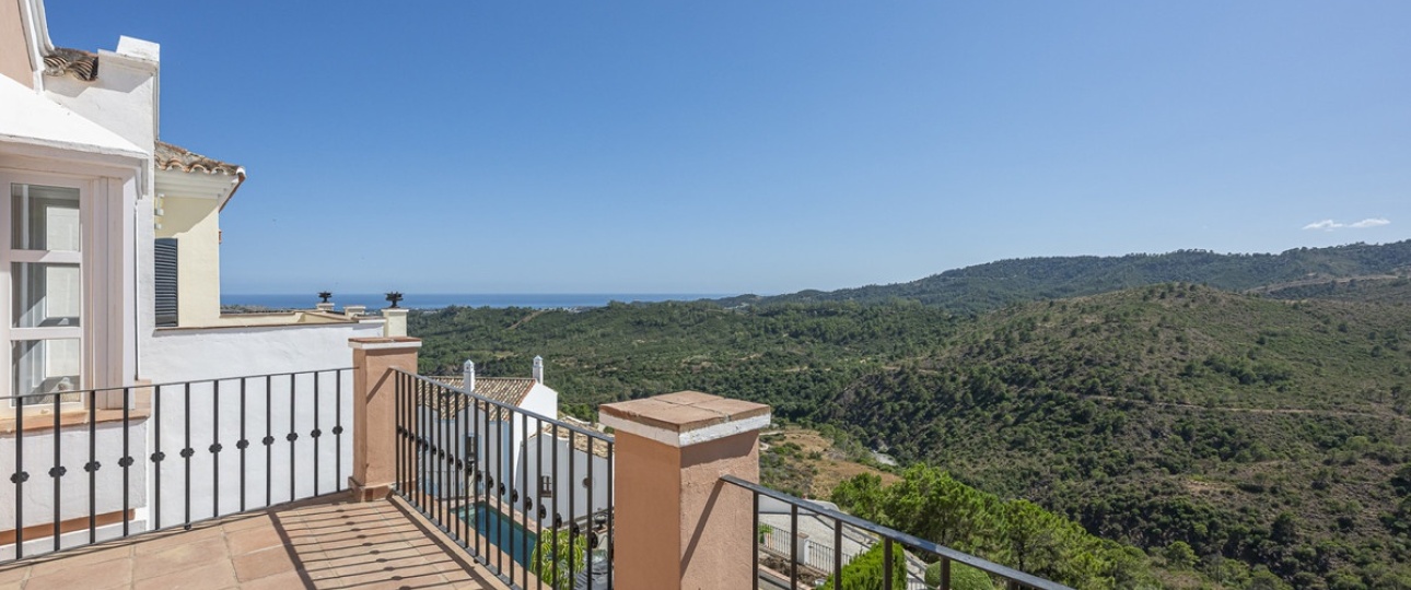 Resale - Villa - Benahavís - Benahavís Centro
