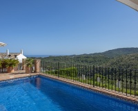 Resale - Villa - Benahavís - Benahavís Centro