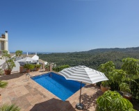 Resale - Villa - Benahavís - Benahavís Centro