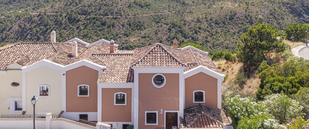 Resale - Villa - Benahavís - Benahavís Centro