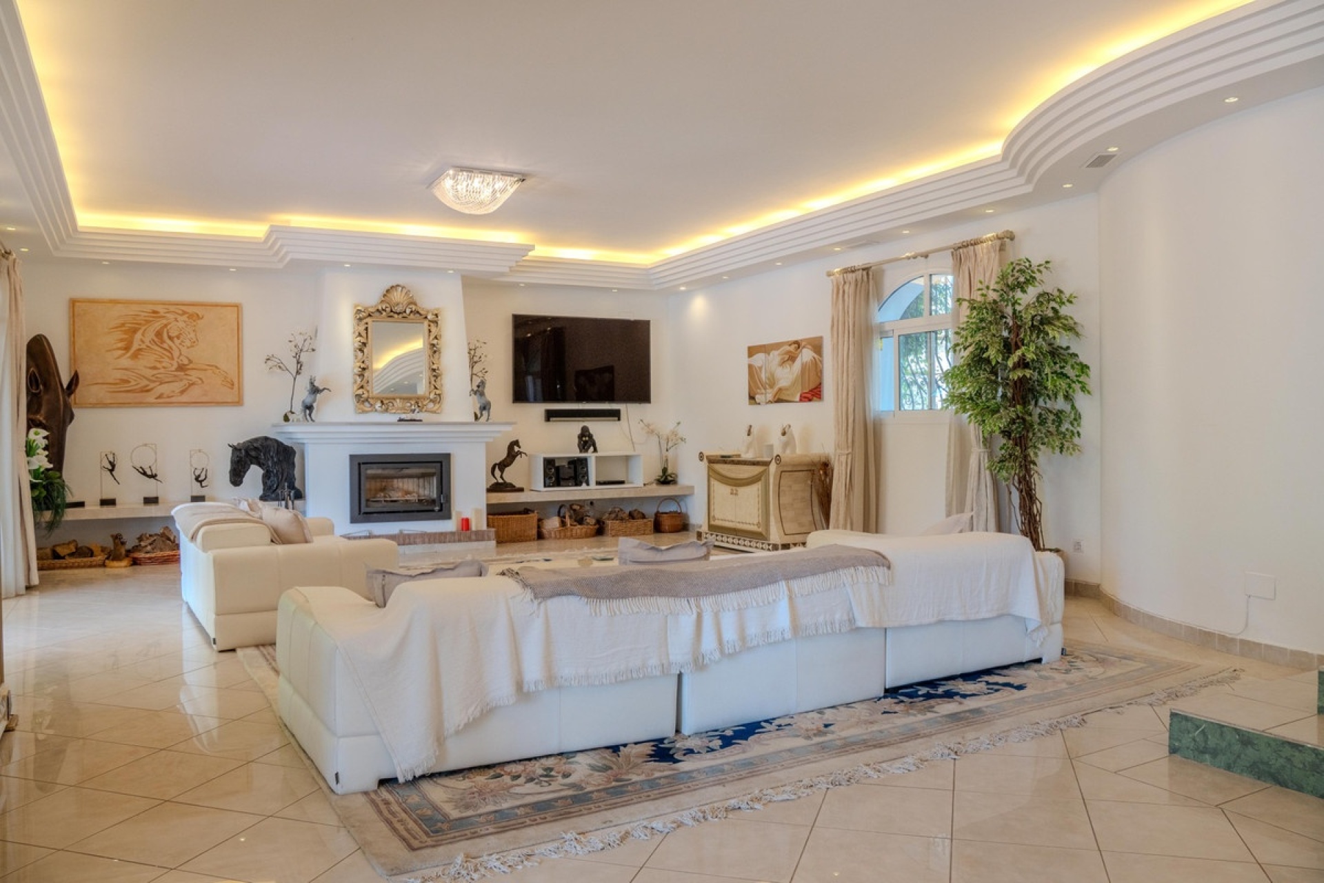 Resale - Villa - Benahavís - Benahavís Centro