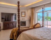 Resale - Villa - Benahavís - Benahavís Centro