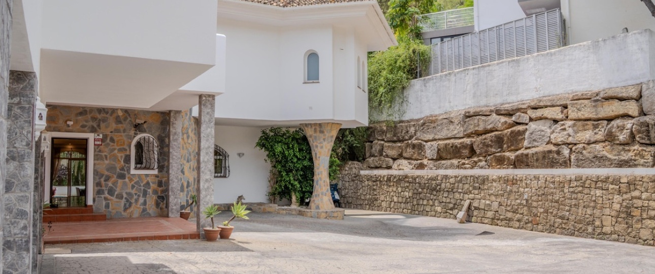 Resale - Villa - Benahavís - Benahavís Centro