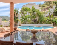Resale - Villa - Benahavís - Benahavís Centro
