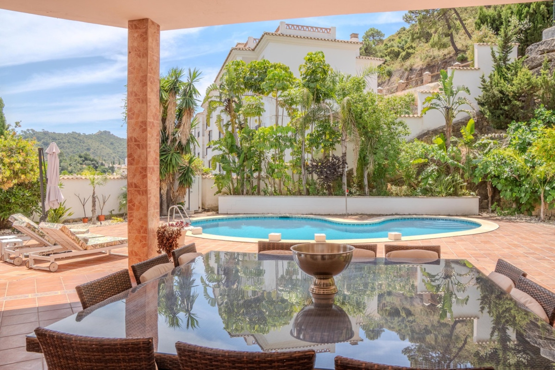 Resale - Villa - Benahavís - Benahavís Centro