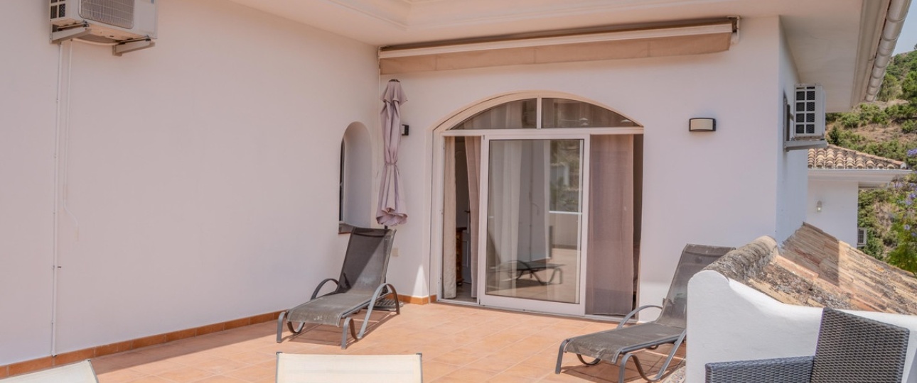 Resale - Villa - Benahavís - Benahavís Centro