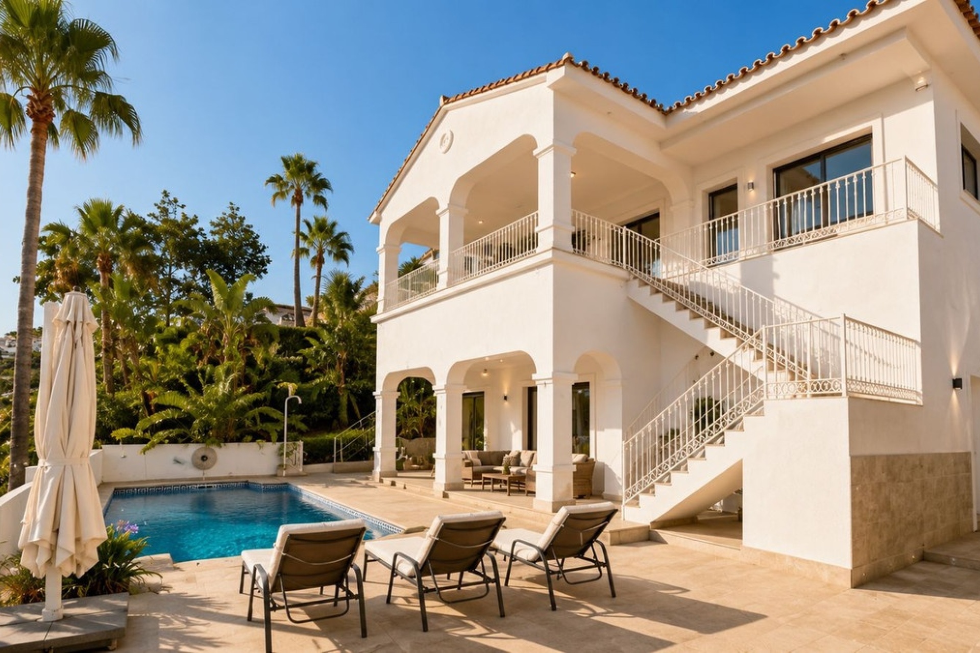 Resale - Villa - Benahavís - Benahavís Centro