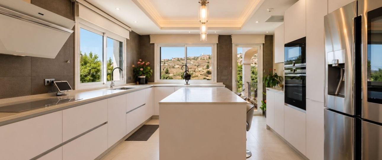 Resale - Villa - Benahavís - Benahavís Centro