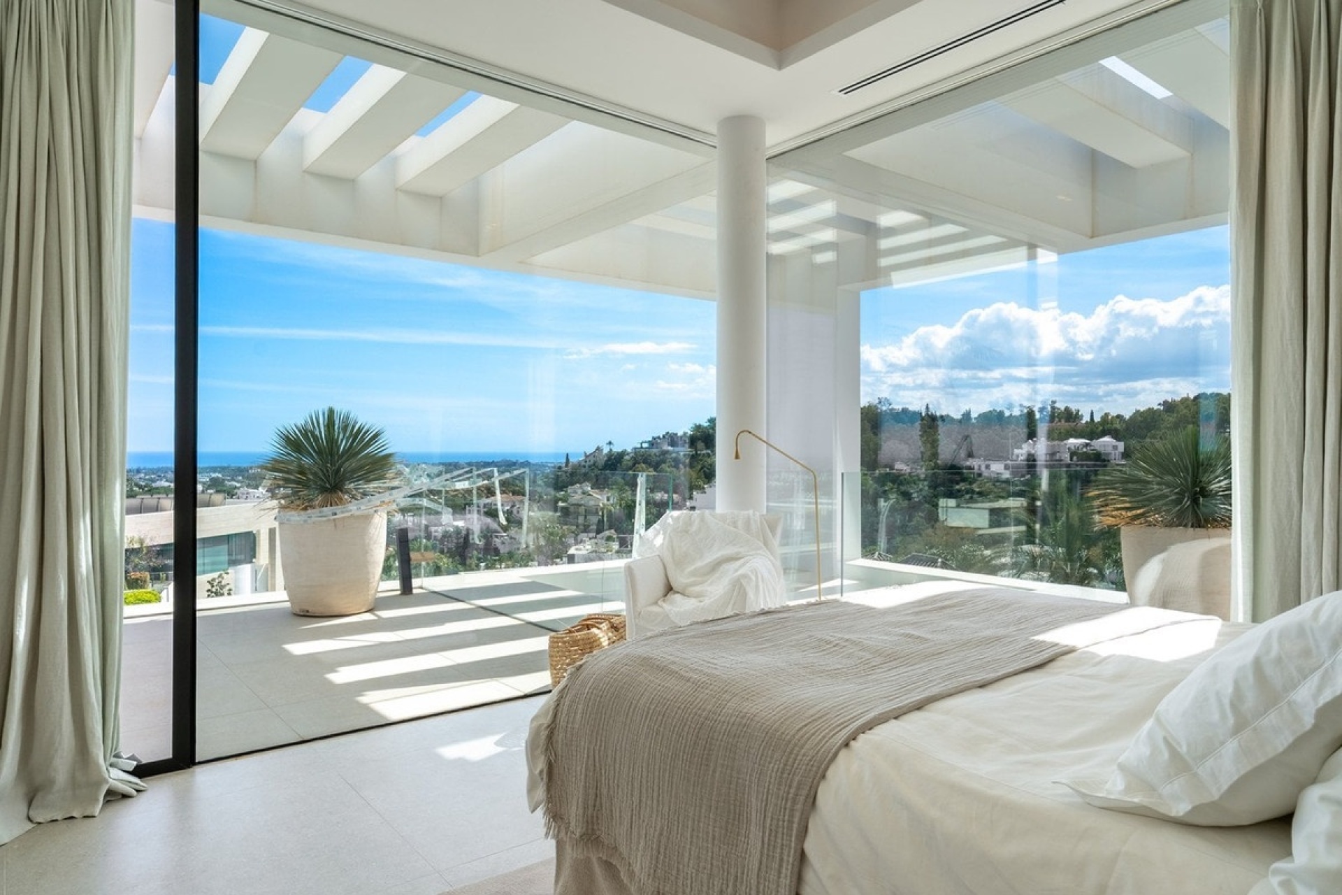 Resale - Villa - Benahavís - Benahavís Centro