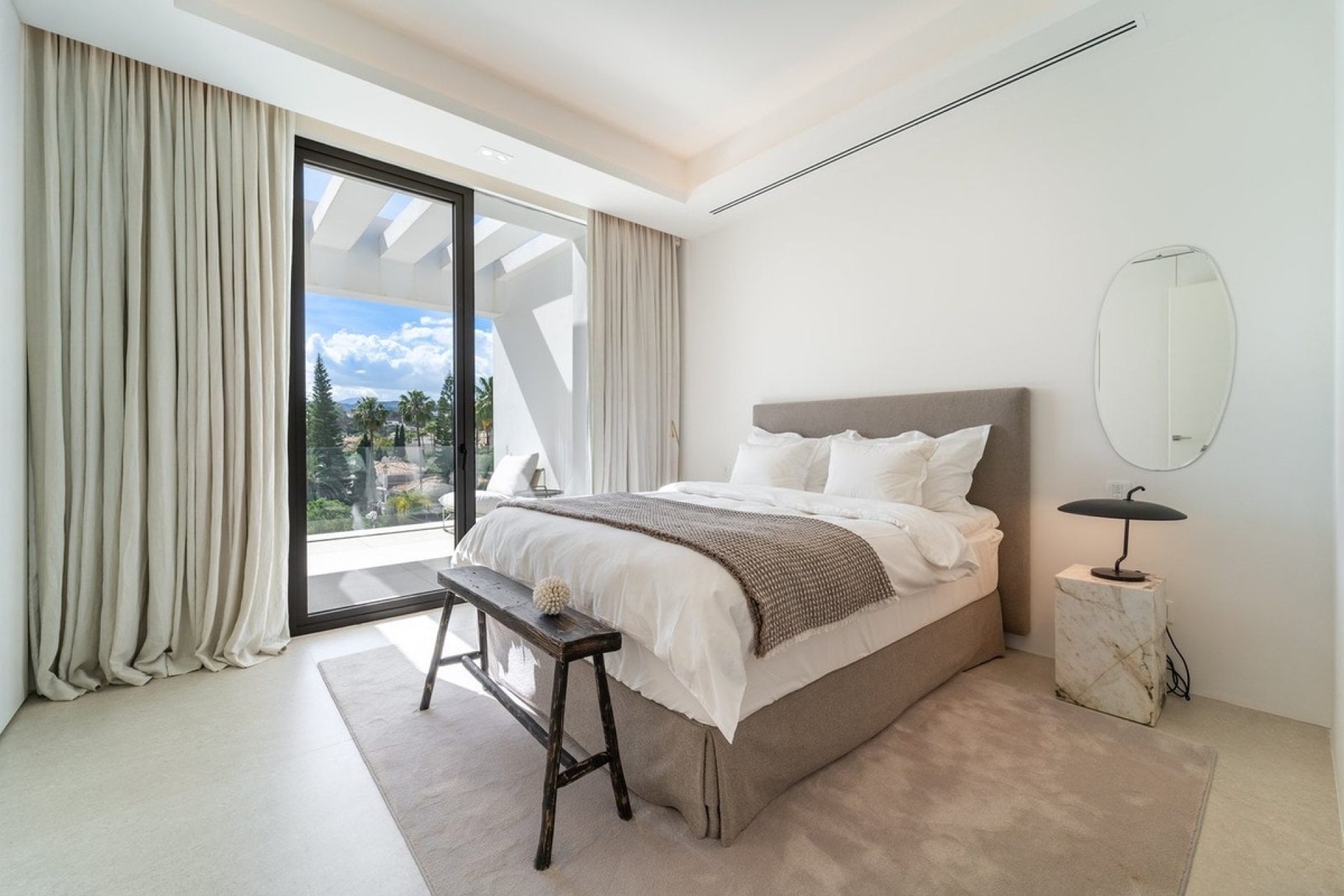 Resale - Villa - Benahavís - Benahavís Centro