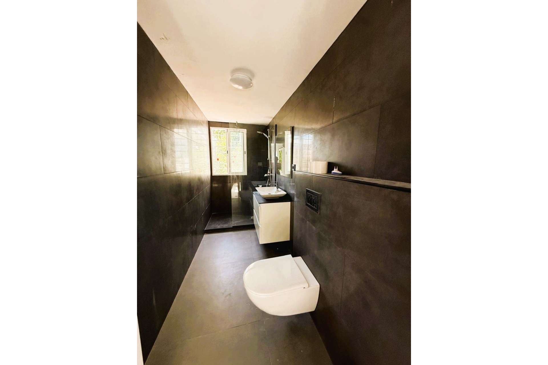 Resale - Villa - Benahavís - Benahavís Centro
