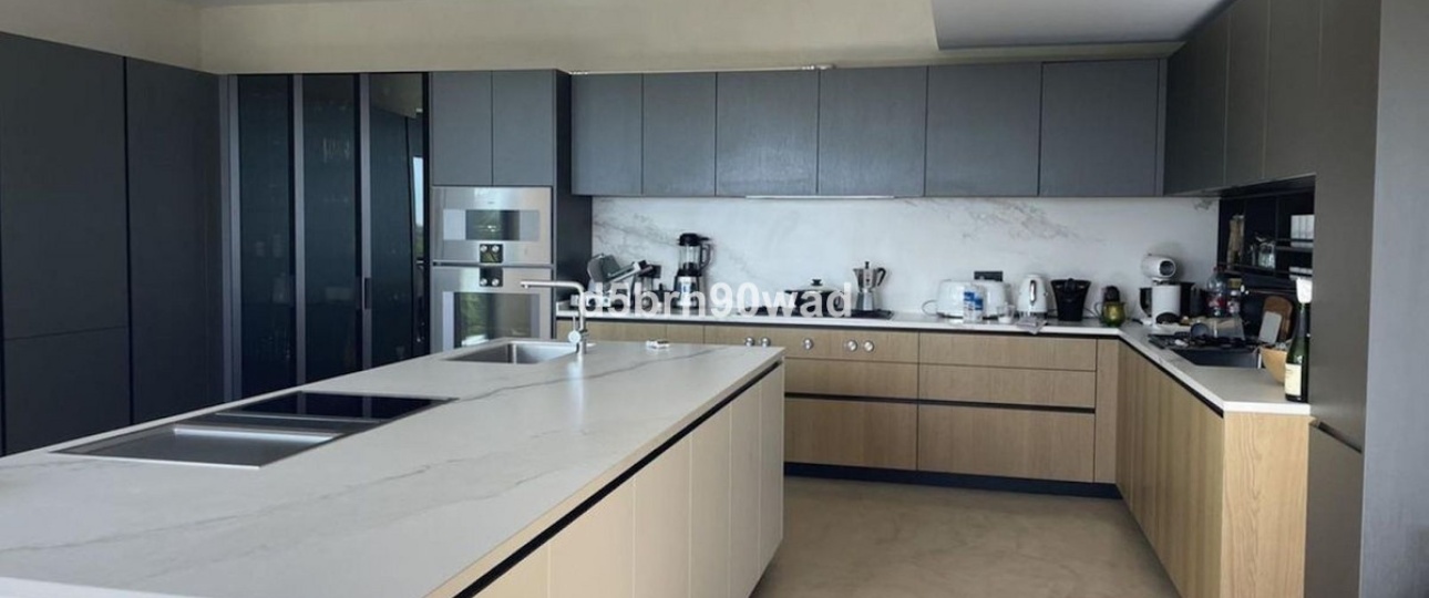 Resale - Villa - Benahavís - Benahavís Centro