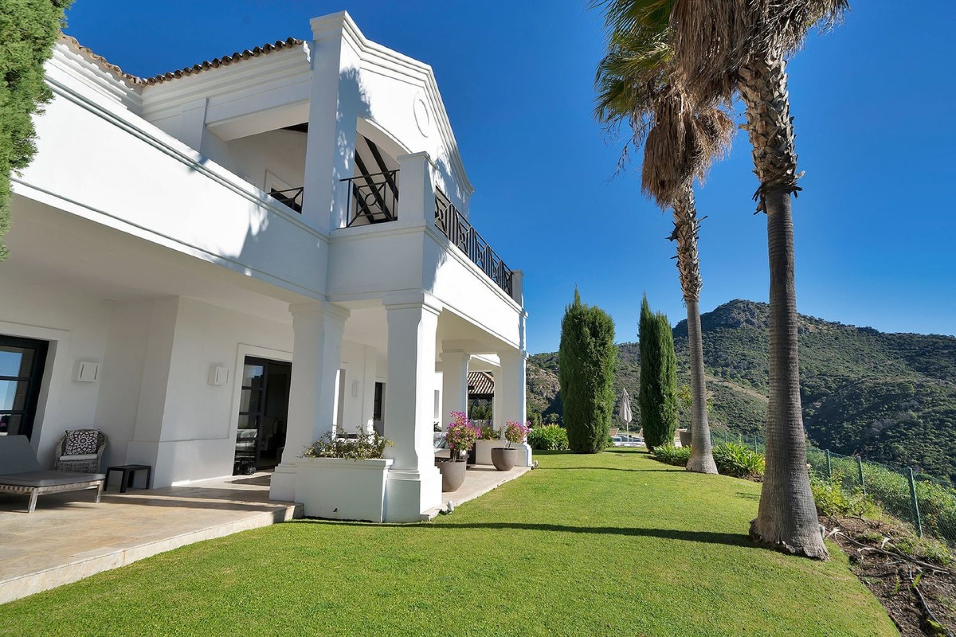Resale - Villa - Benahavís - Benahavís Centro