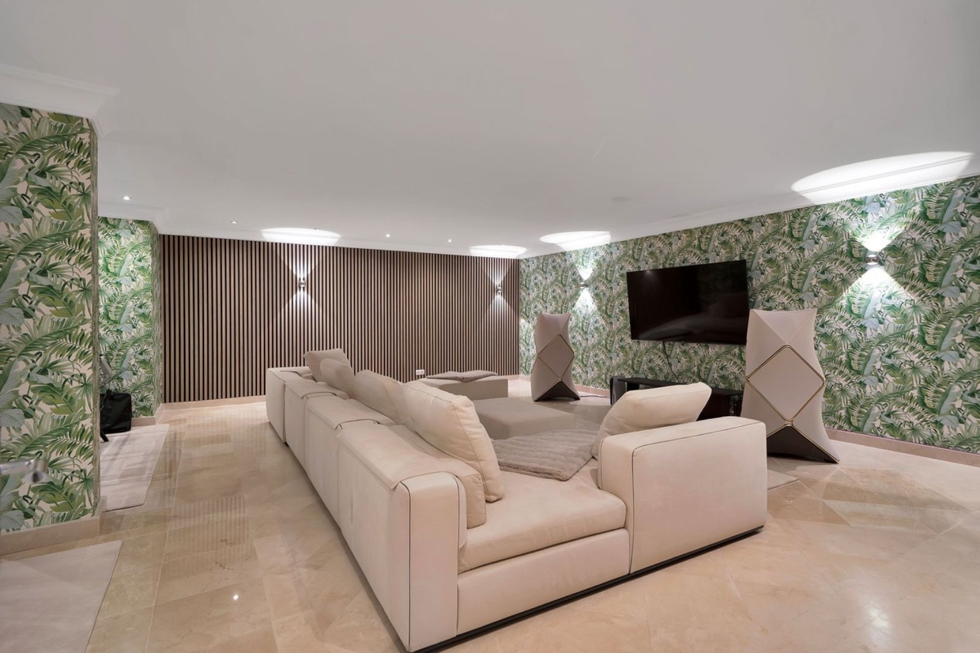 Resale - Villa - Benahavís - Benahavís Centro