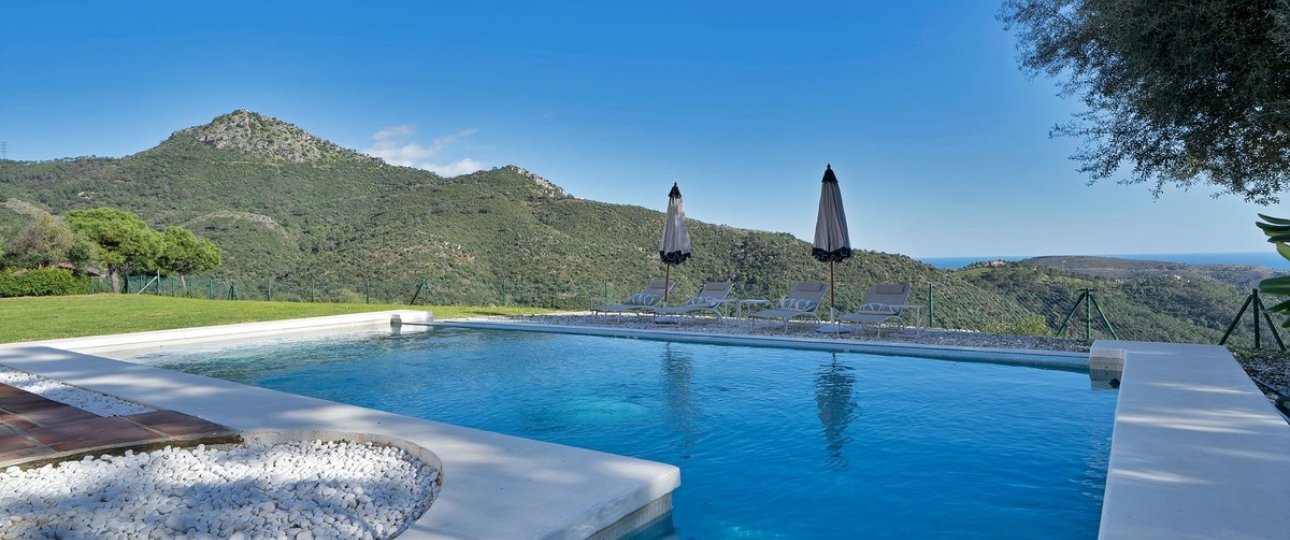 Resale - Villa - Benahavís - Benahavís Centro