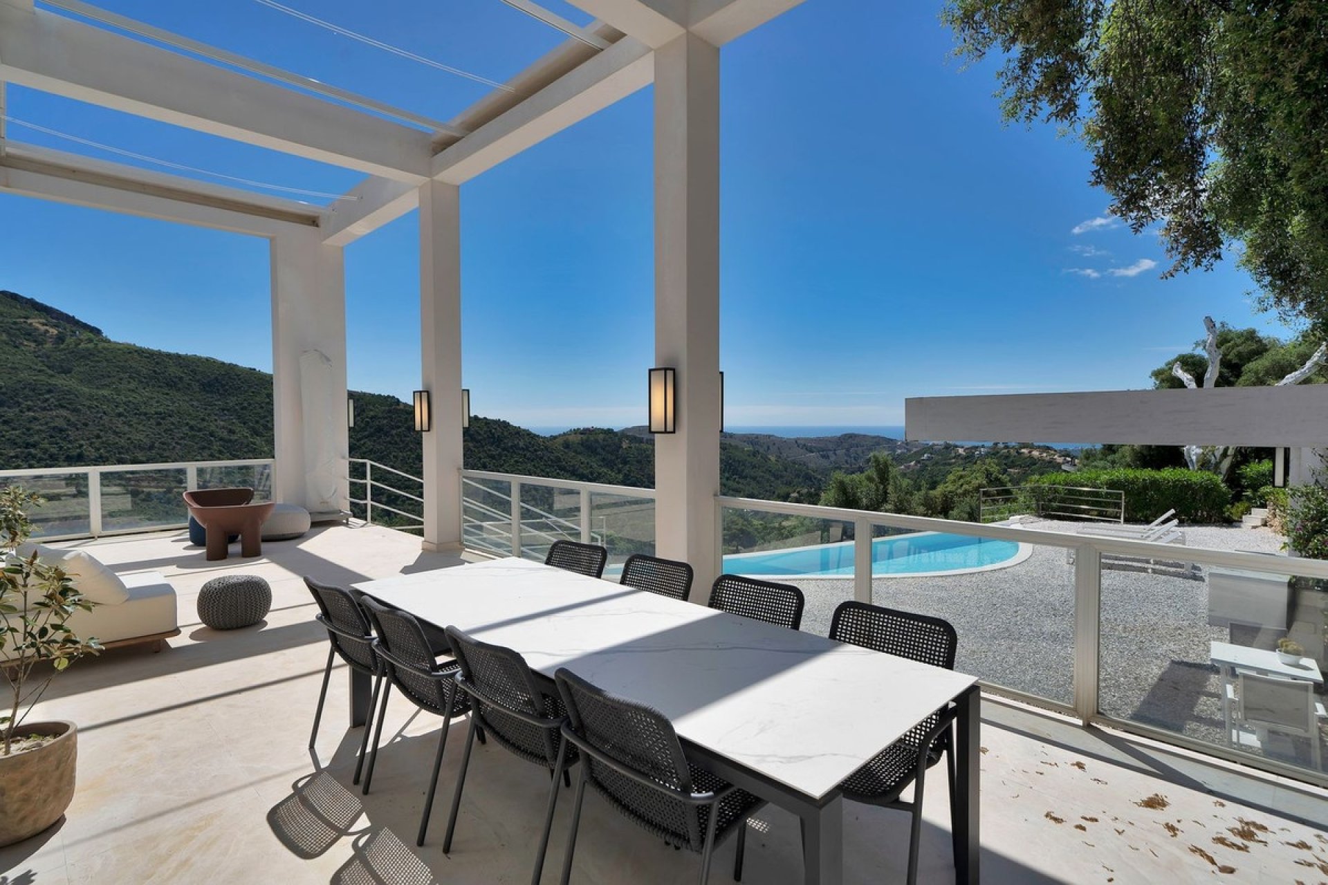 Resale - Villa - Benahavís - Benahavís Centro