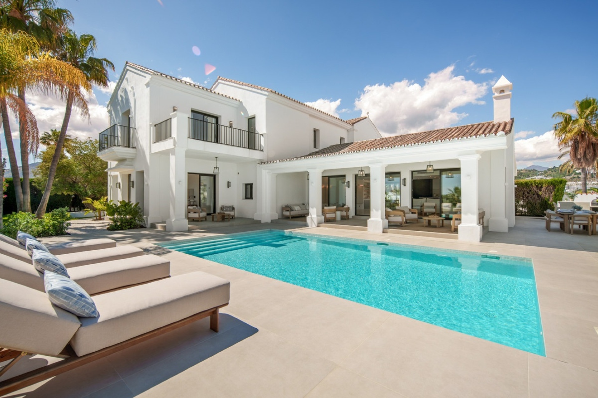 Resale - Villa - Benahavís - Benahavís Centro