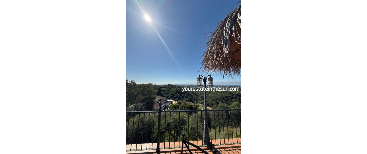 Resale - Villa - Benahavís - Benahavís Centro