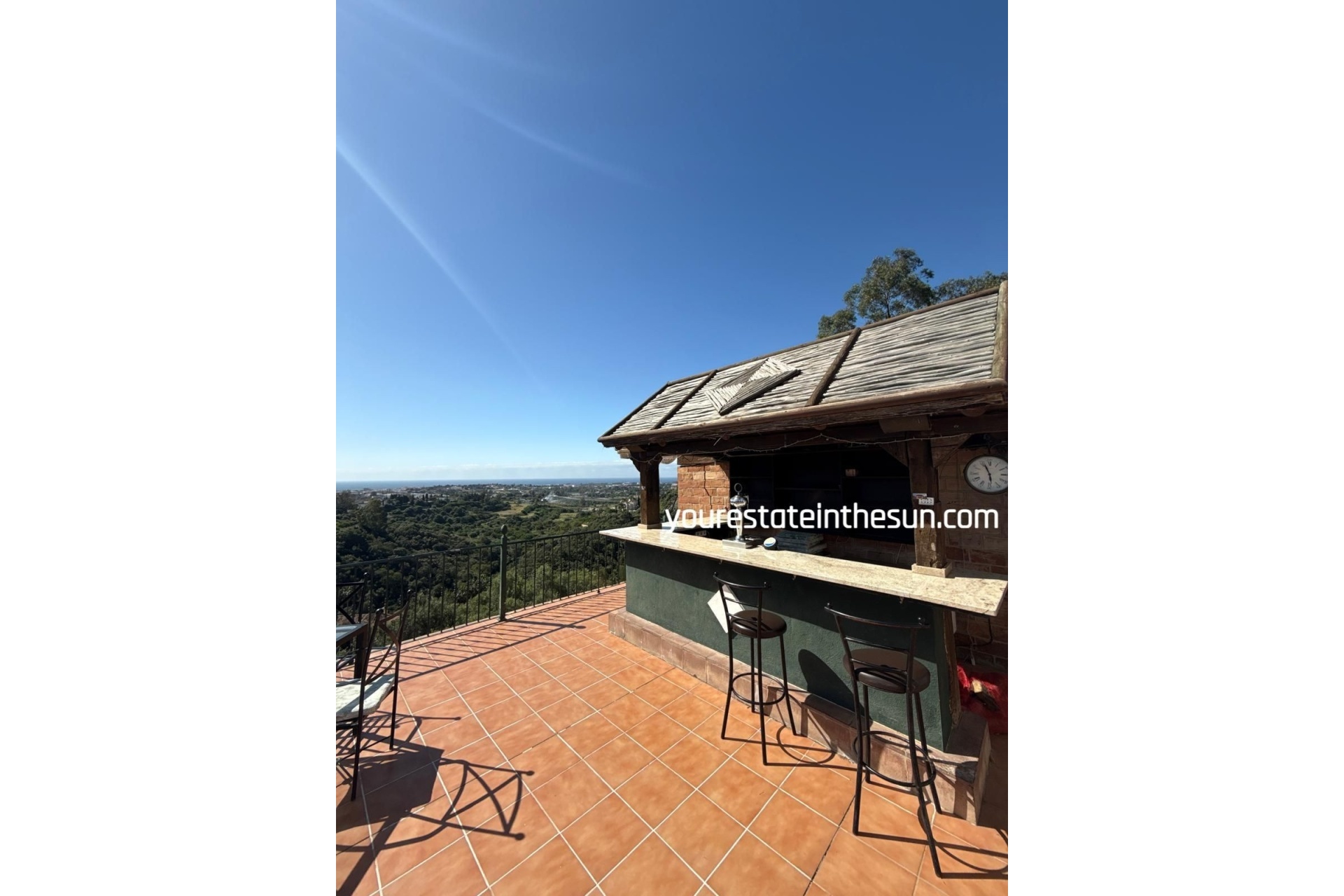 Resale - Villa - Benahavís - Benahavís Centro
