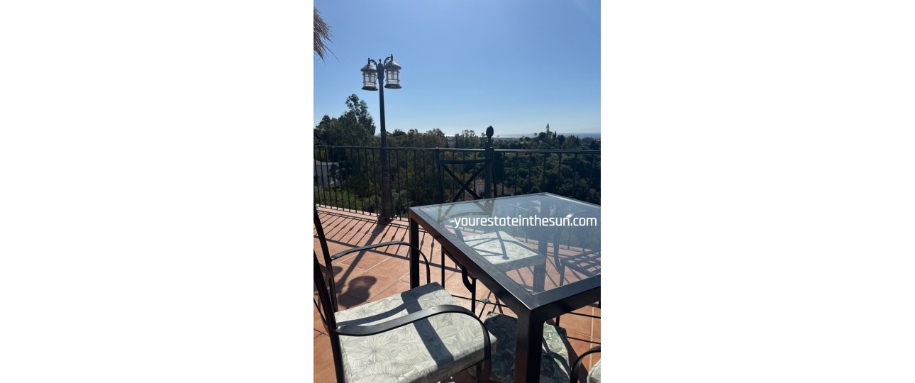 Resale - Villa - Benahavís - Benahavís Centro