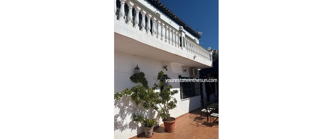 Resale - Villa - Benahavís - Benahavís Centro