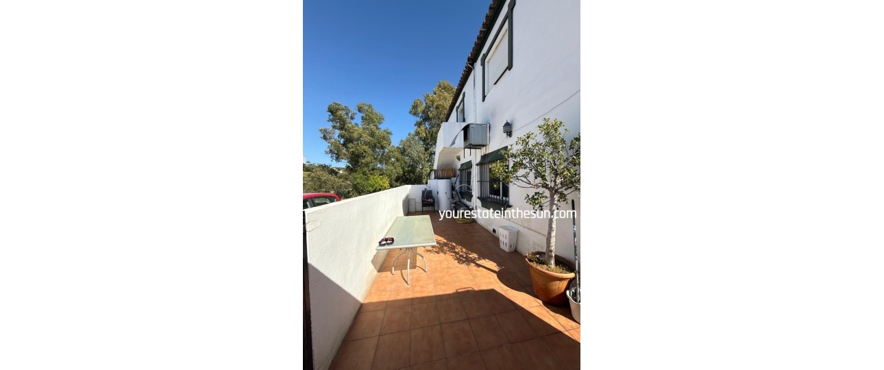 Resale - Villa - Benahavís - Benahavís Centro