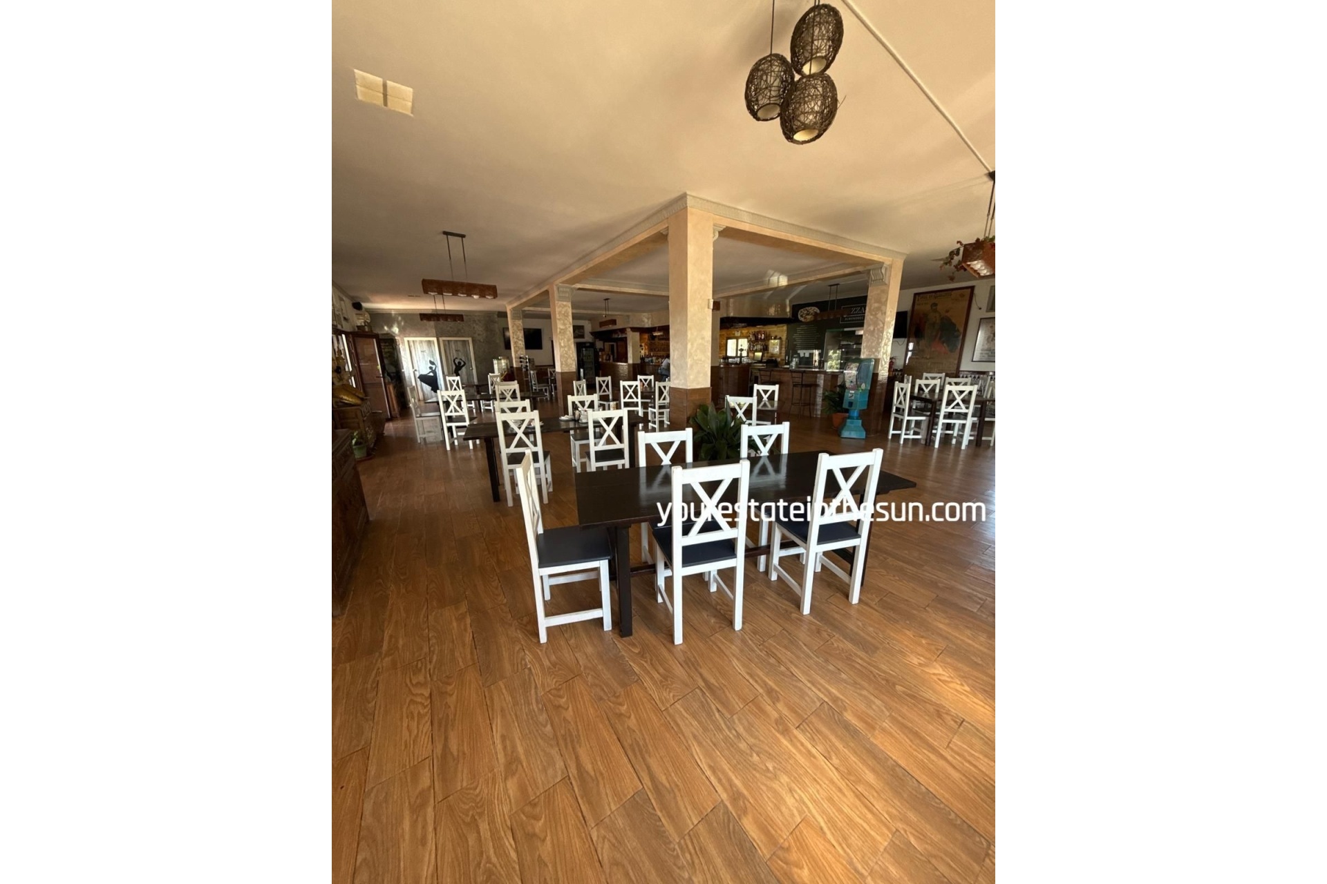 Resale - Villa - Benahavís - Benahavís Centro