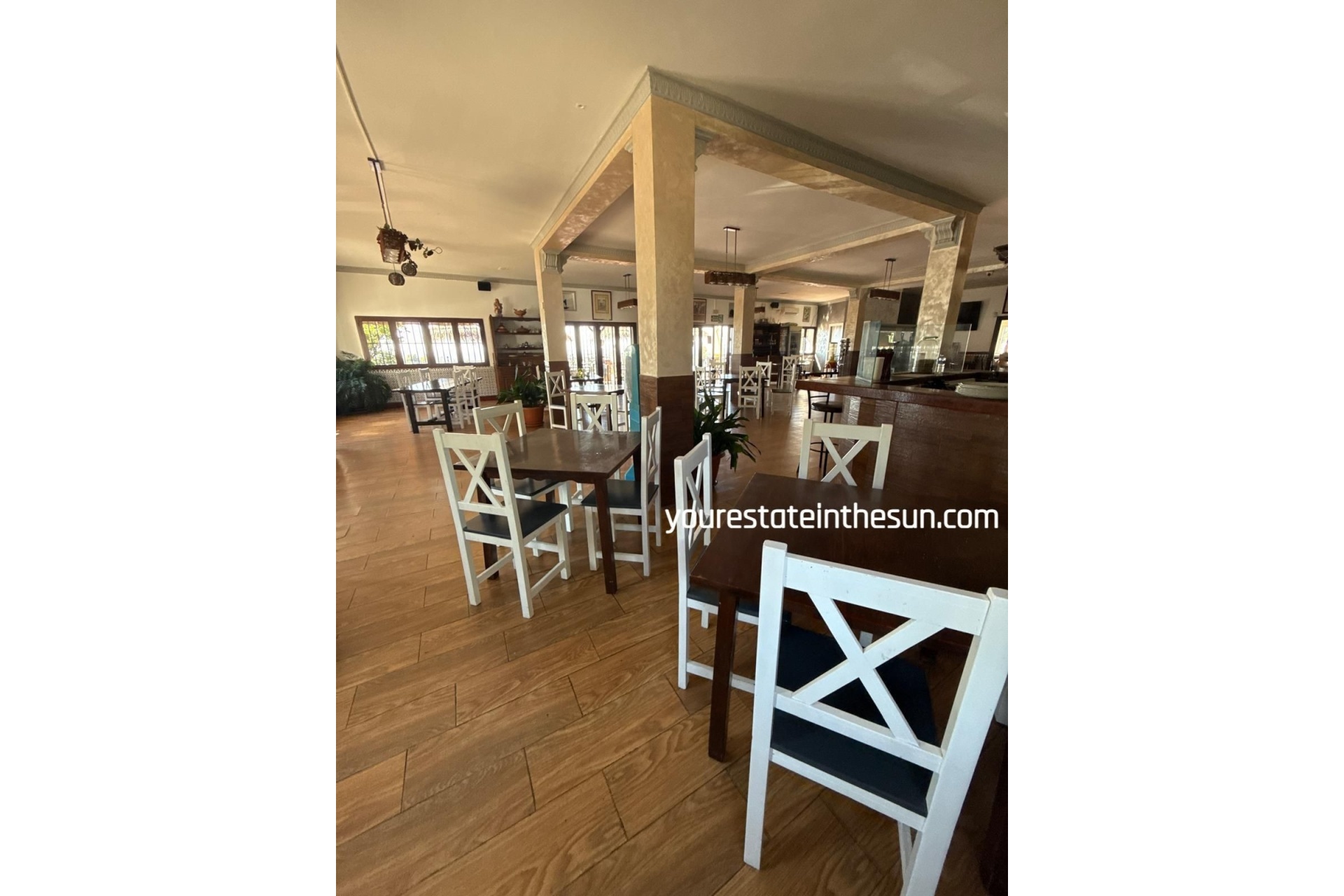 Resale - Villa - Benahavís - Benahavís Centro
