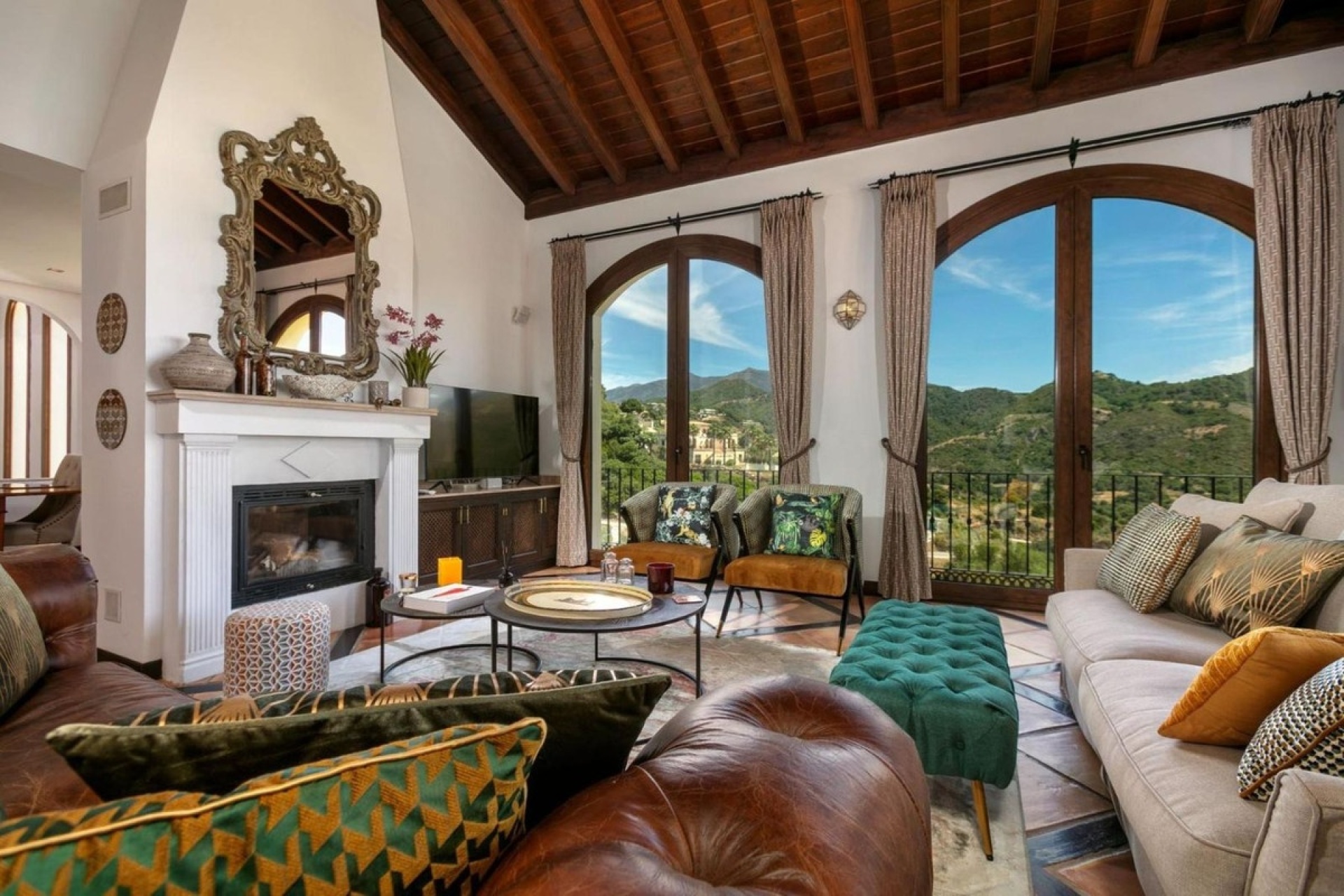 Resale - Villa - Benahavís - Benahavís Centro