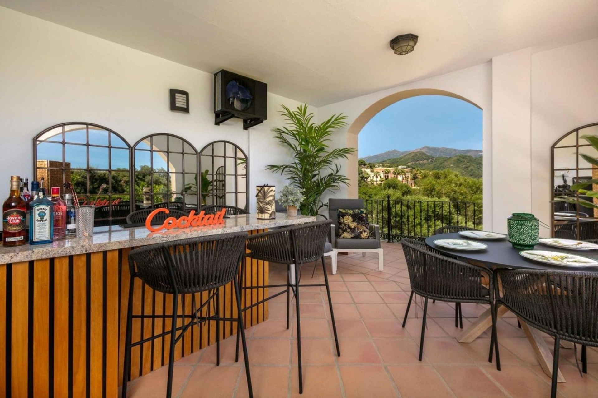 Resale - Villa - Benahavís - Benahavís Centro