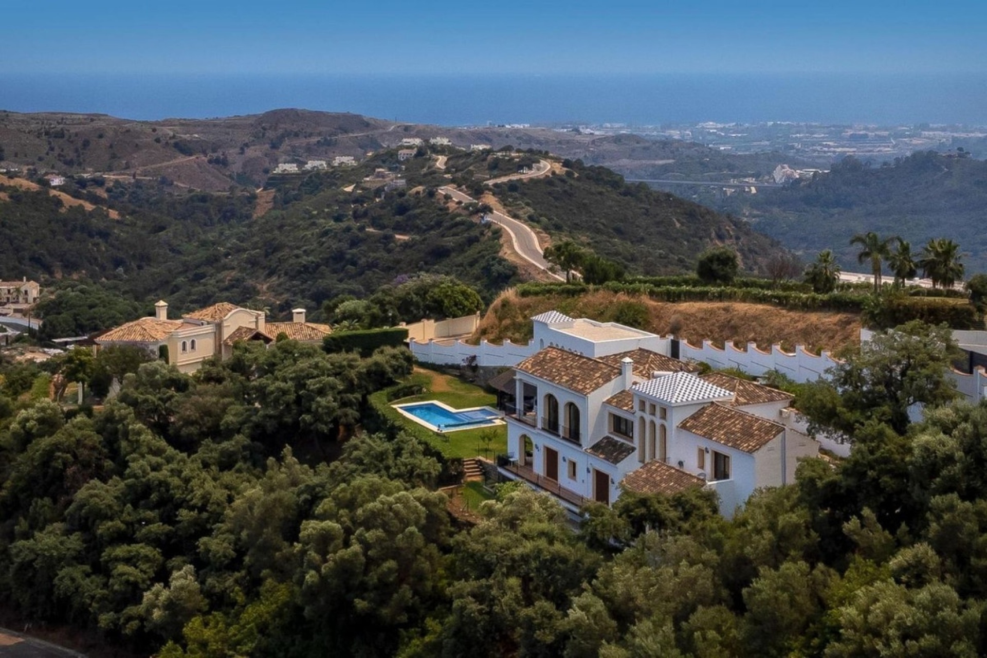 Resale - Villa - Benahavís - Benahavís Centro
