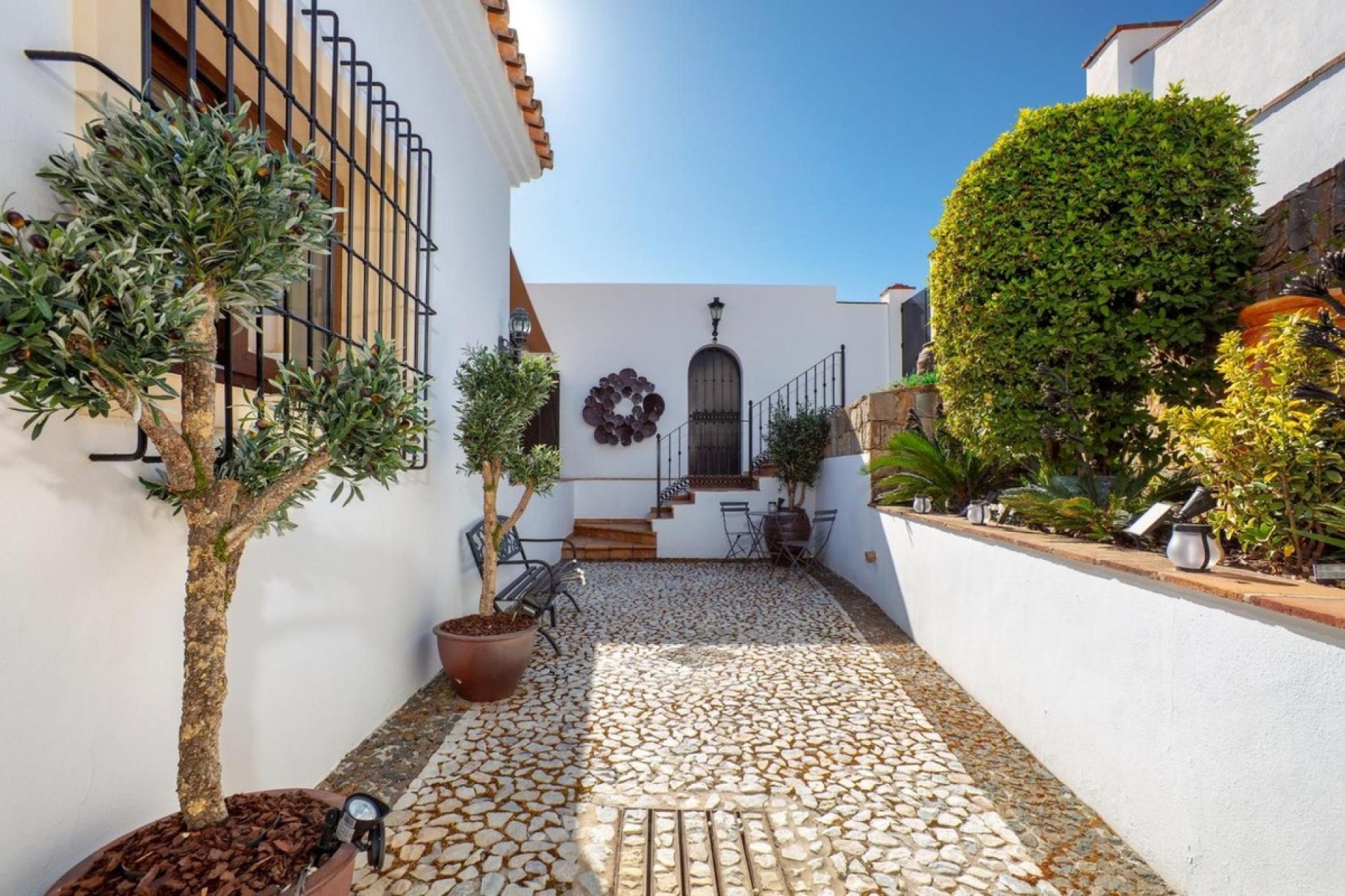 Resale - Villa - Benahavís - Benahavís Centro