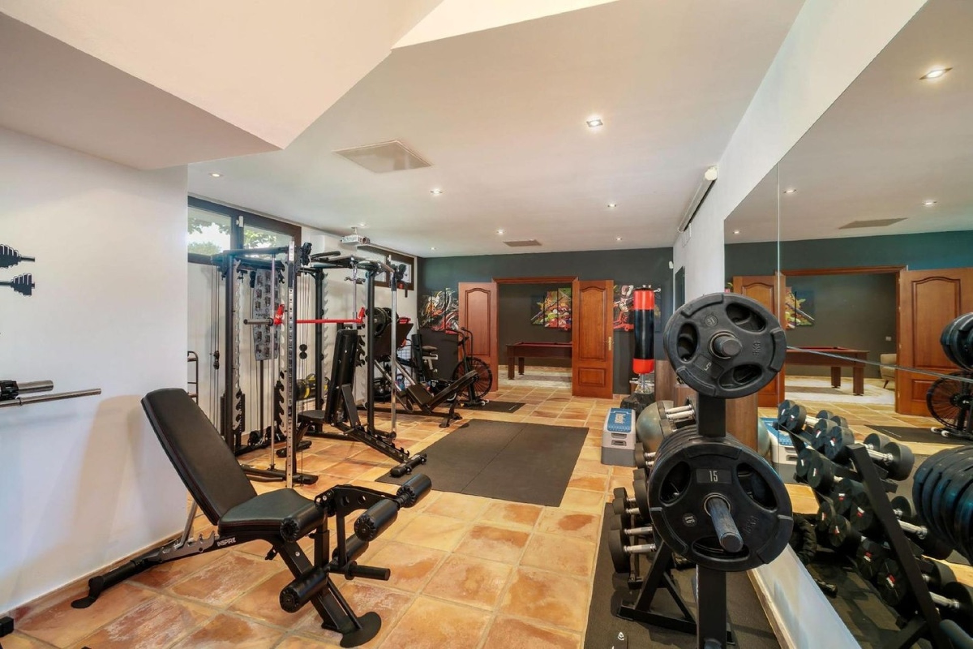 Resale - Villa - Benahavís - Benahavís Centro