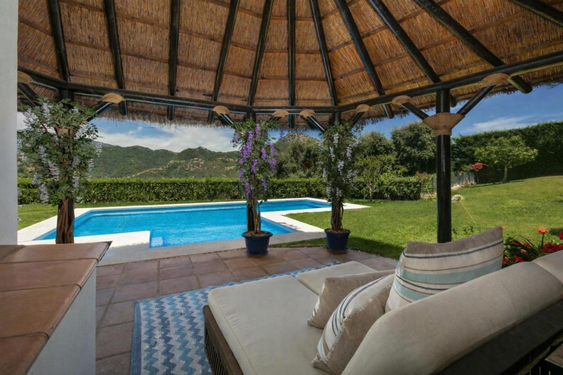 Resale - Villa - Benahavís - Benahavís Centro