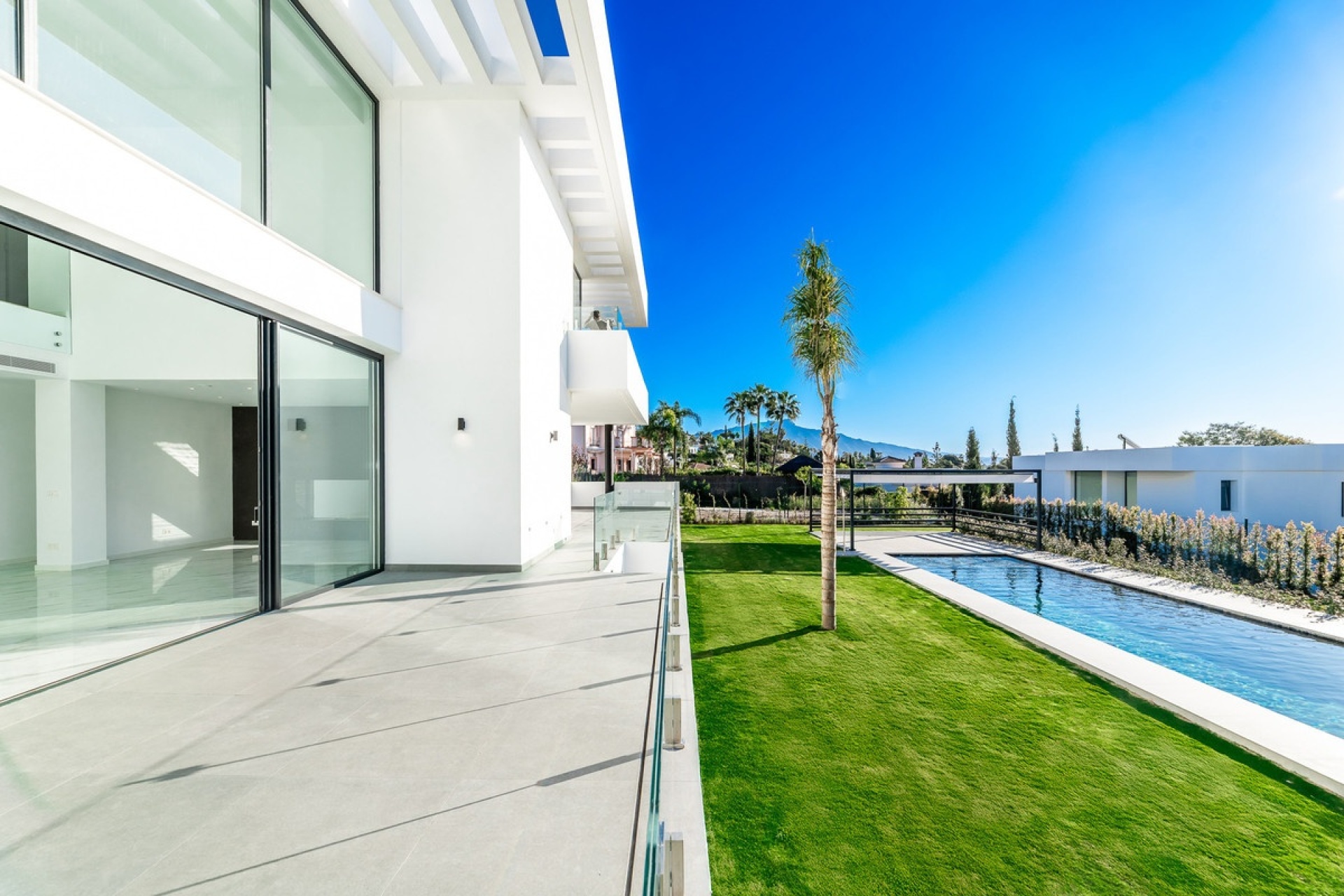 Resale - Villa - Benahavís - Benahavís Centro