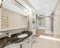 Resale - Villa - Benahavís - Benahavís Centro