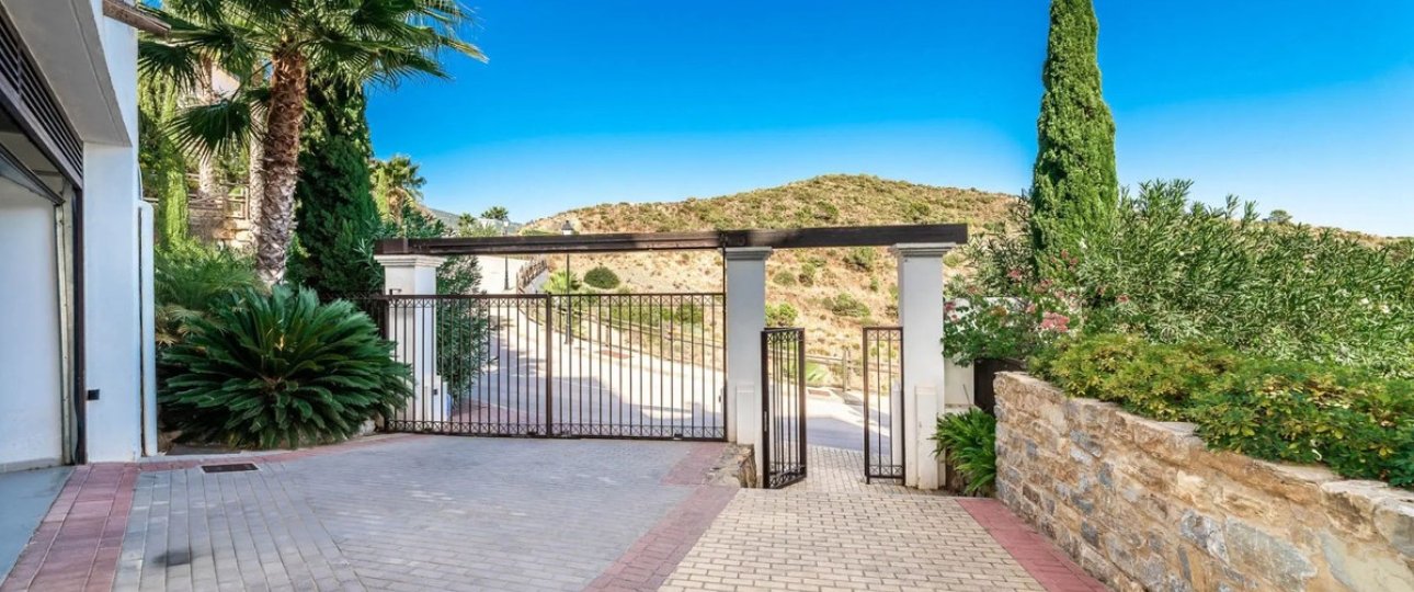 Resale - Villa - Benahavís - Benahavís Centro
