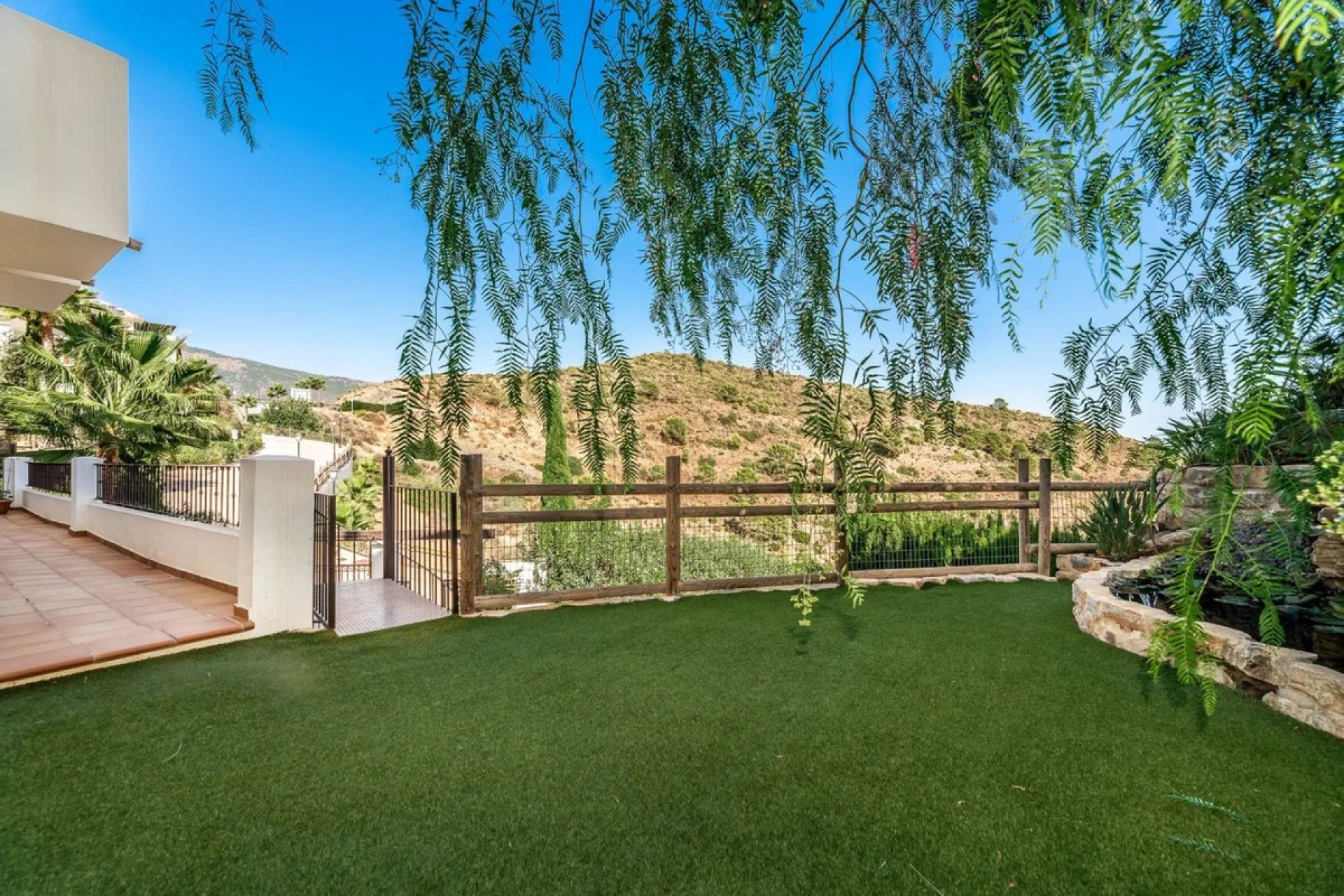 Resale - Villa - Benahavís - Benahavís Centro