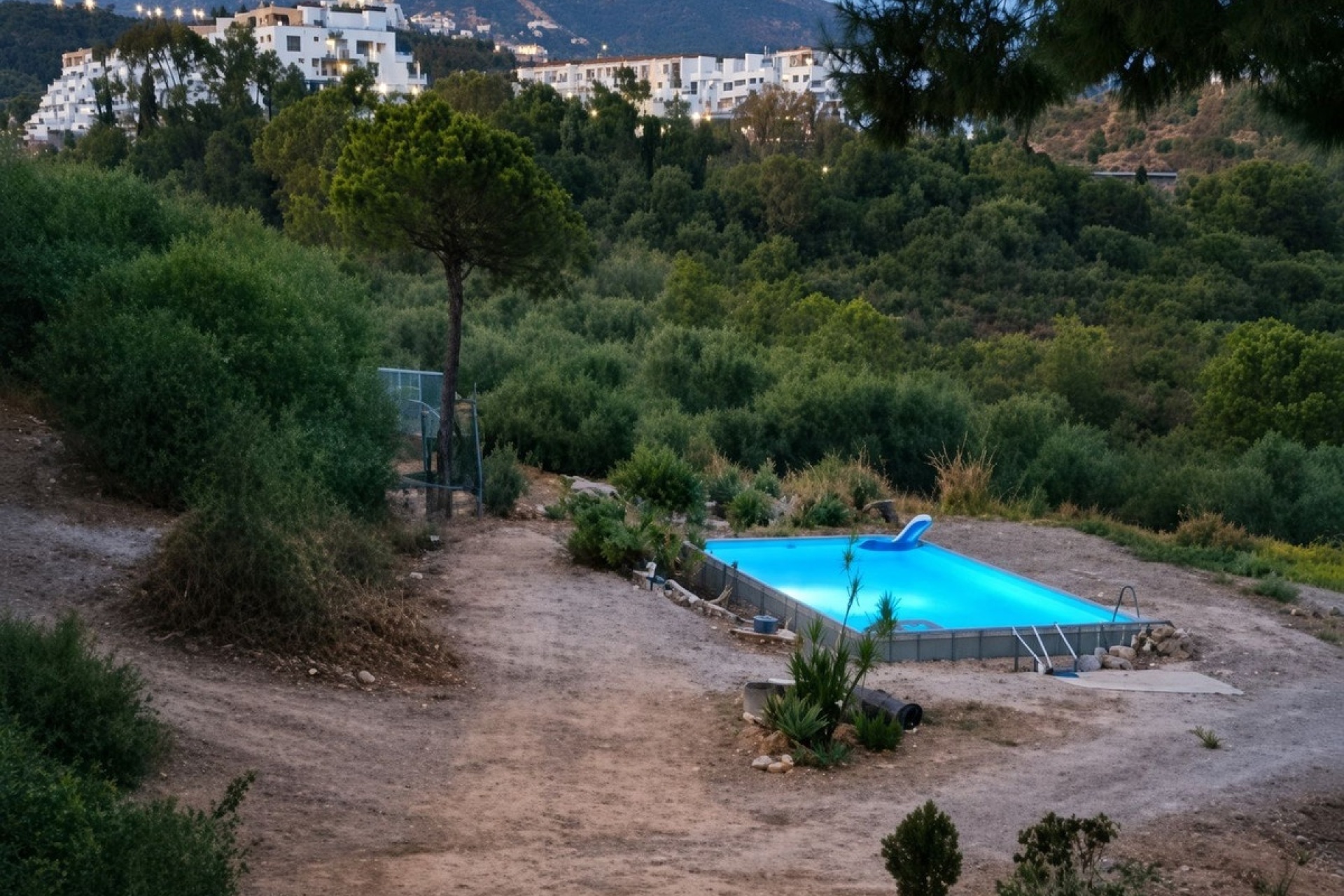 Resale - Villa - Benahavís - Benahavís Centro