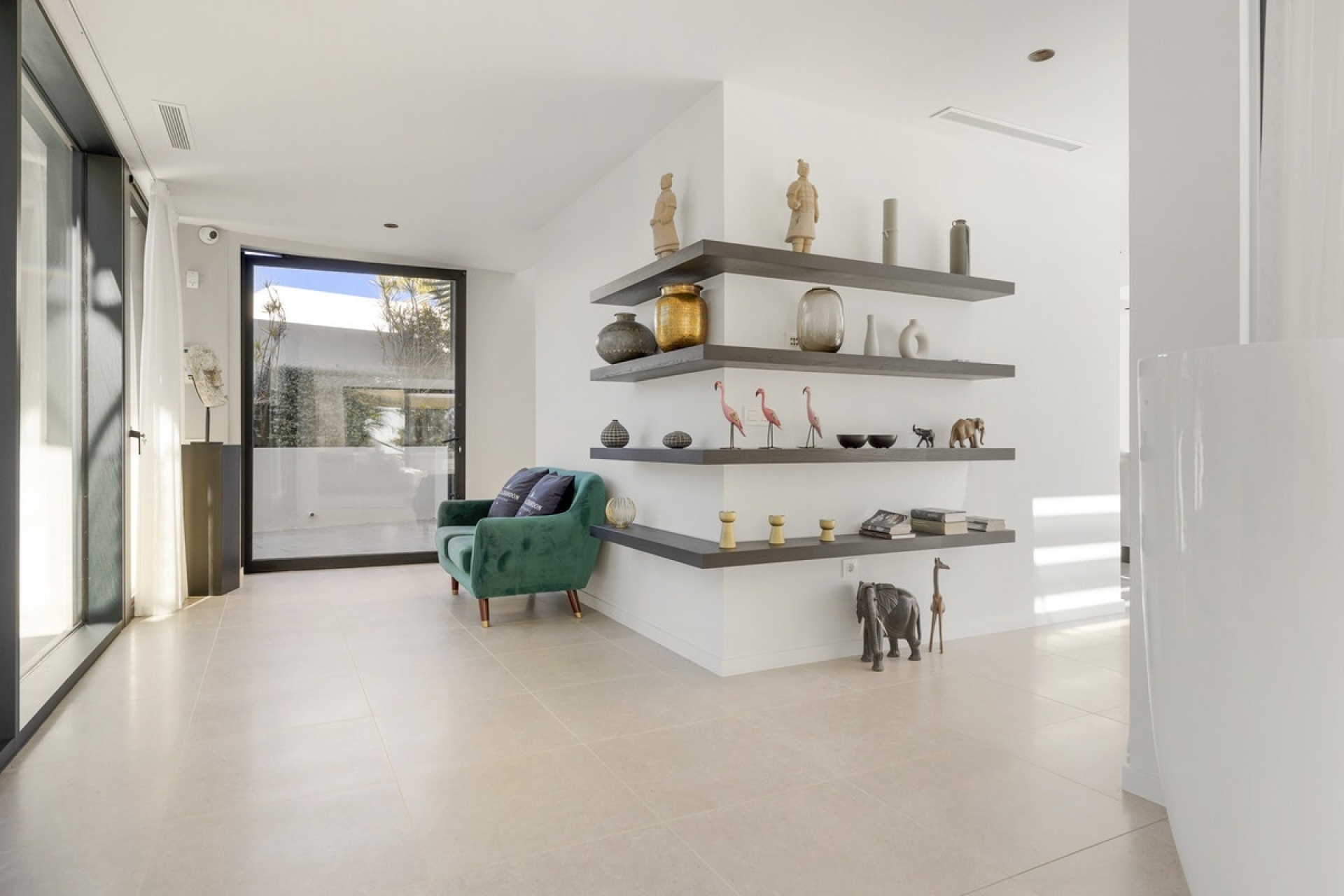 Resale - Villa - Benahavís - Benahavís Centro