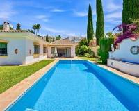Resale - Villa - Benahavís - Benahavís Centro